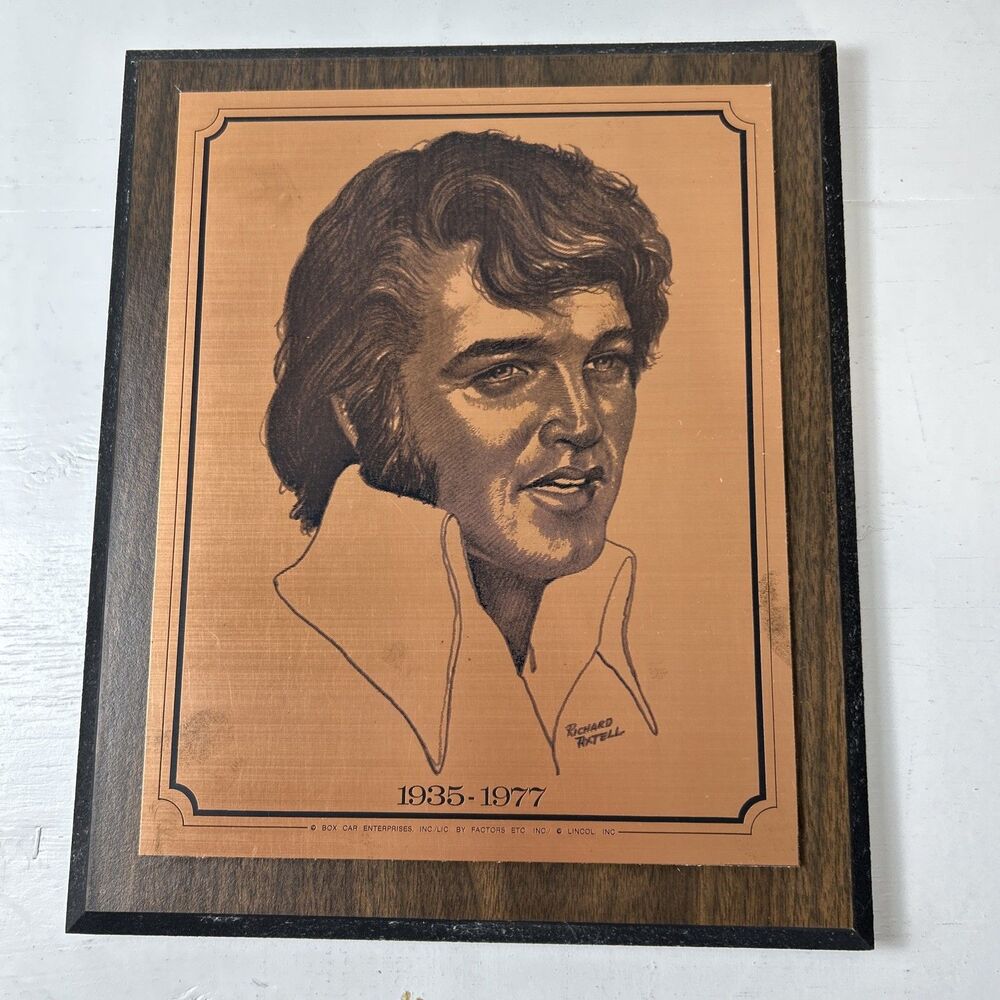 Vintage Elvis Presley 1935-1977 Copper Tone Memorial Plaque on Wood 1977